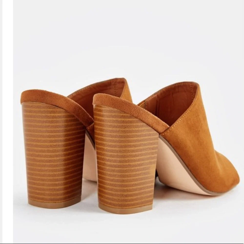 Cognac slip on mules - Picture 4 of 10